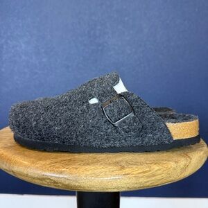 Cushionaire Hana Cork Footbed Charcoal Gray Wool Clog Mules NWT | Size 7